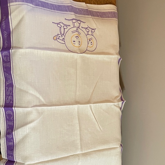 Purple and White Embroidered Tea Towel - Picture 4 of 4